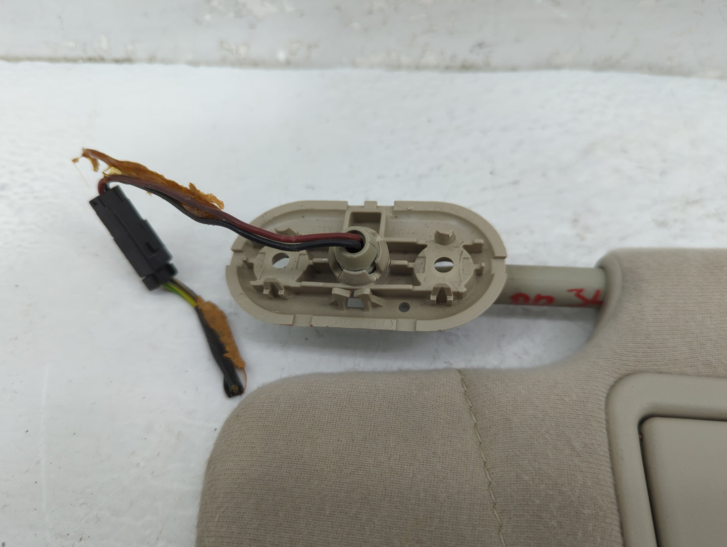 2006-2009 Ford Fusion Sun Visor Shade Replacement Driver Left Mirror Fits Fits 2006 2007 2008 2009 OEM Used Auto Parts - Oem