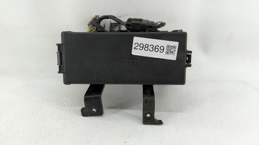 2006-2009 Ford Fusion Fusebox Fuse Box Panel Relay Module P/N:6E5T-14290-AF 6E5T-14A003-AB Fits Fits 2006 2007 2008 2009 OEM