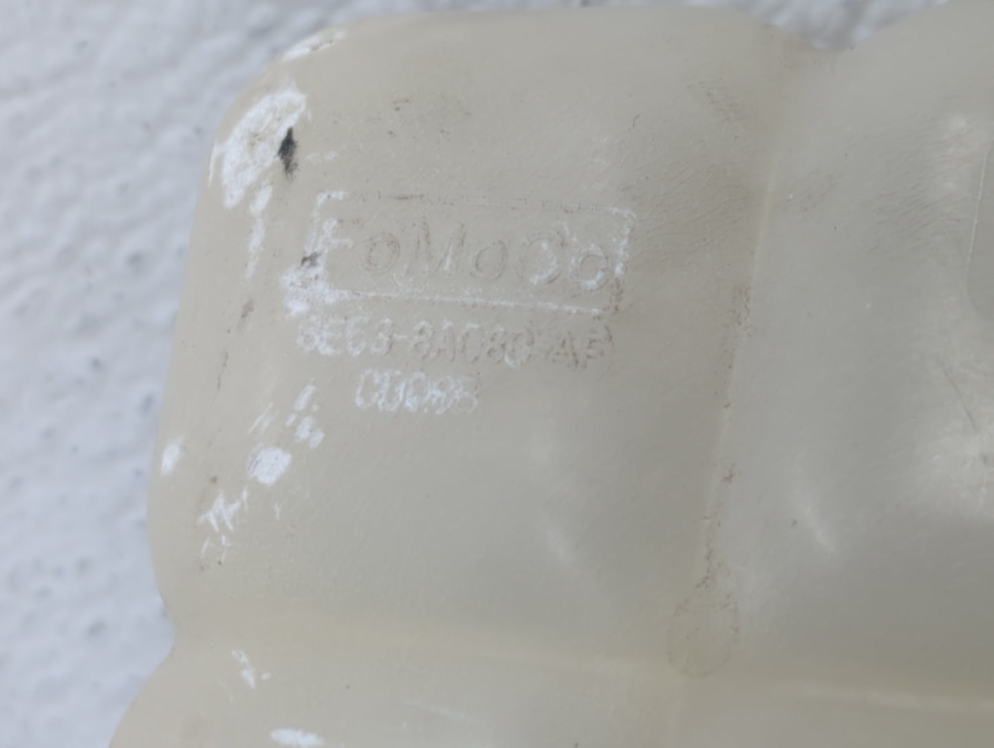2006-2009 Ford Fusion Radiator Coolant Overflow Expansion Tank Bottle - Oemusedautoparts1.com