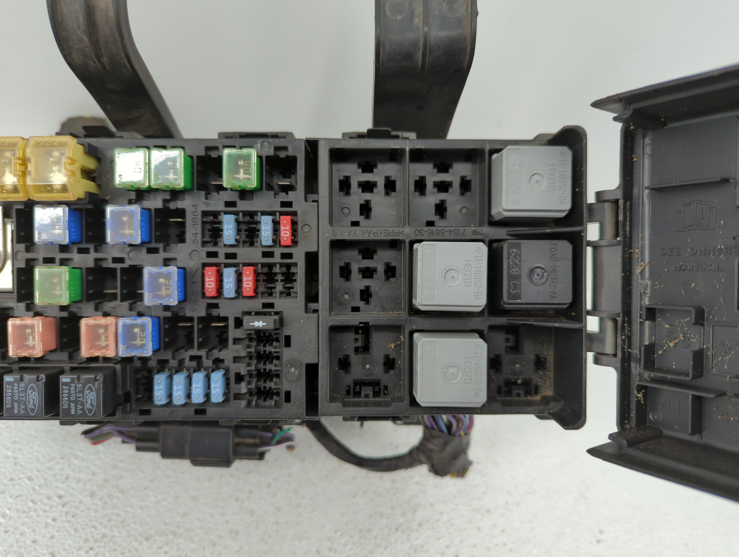 2006-2009 Ford Fusion Fusebox Fuse Box Panel Relay Module P/N:7E5T-14290-N 6E5T-14290-AF Fits Fits 2006 2007 2008 2009 OEM U