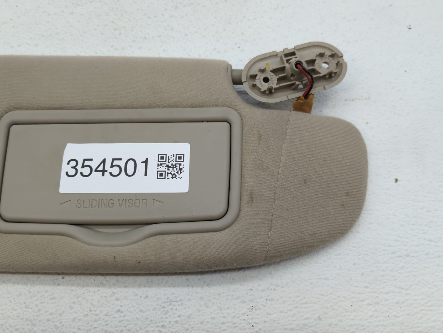 2006-2009 Ford Fusion Sun Visor Shade Replacement Passenger Right Mirror Fits Fits 2006 2007 2008 2009 OEM Used Auto Parts -