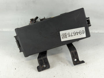 2006-2009 Ford Fusion Fusebox Fuse Box Panel Relay Module P/N:8E5T-14290-S Fits Fits 2006 2007 2008 2009 OEM Used Auto Parts