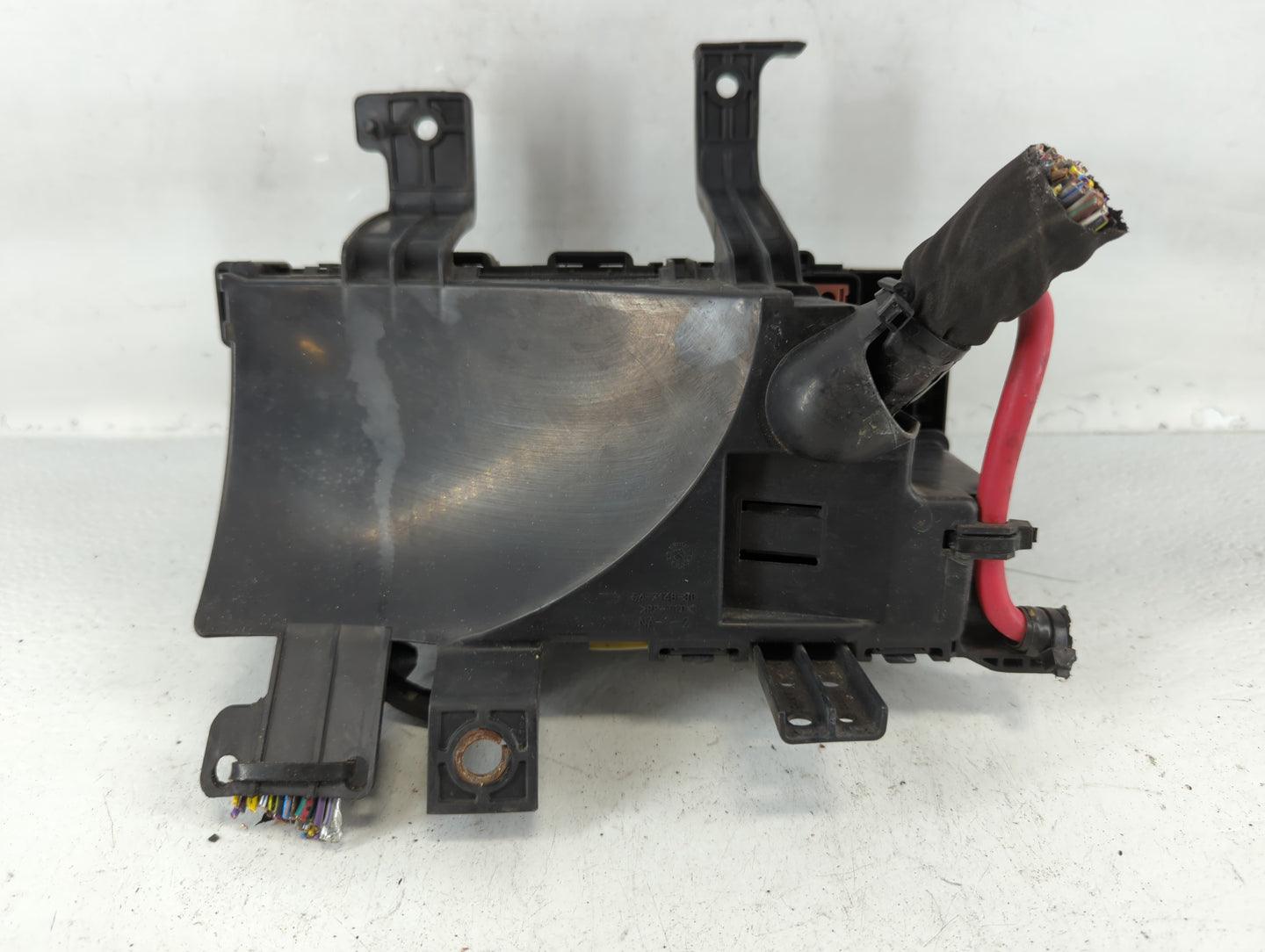 2006-2009 Ford Fusion Fusebox Fuse Box Panel Relay Module P/N:8E5T-14290-S Fits Fits 2006 2007 2008 2009 OEM Used Auto Parts