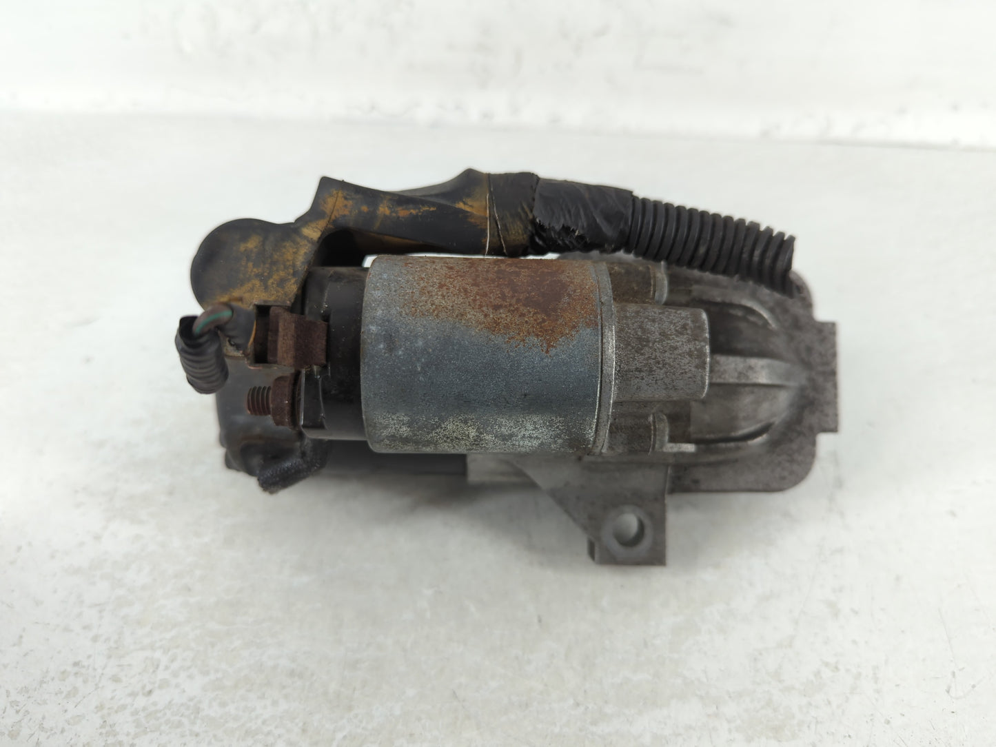 2006-2010 Ford Fusion Car Starter Motor Solenoid OEM P/N:M000T88482ZC 8E5T-11000-AA Fits Fits 2006 2007 2008 2009 2010 OEM U