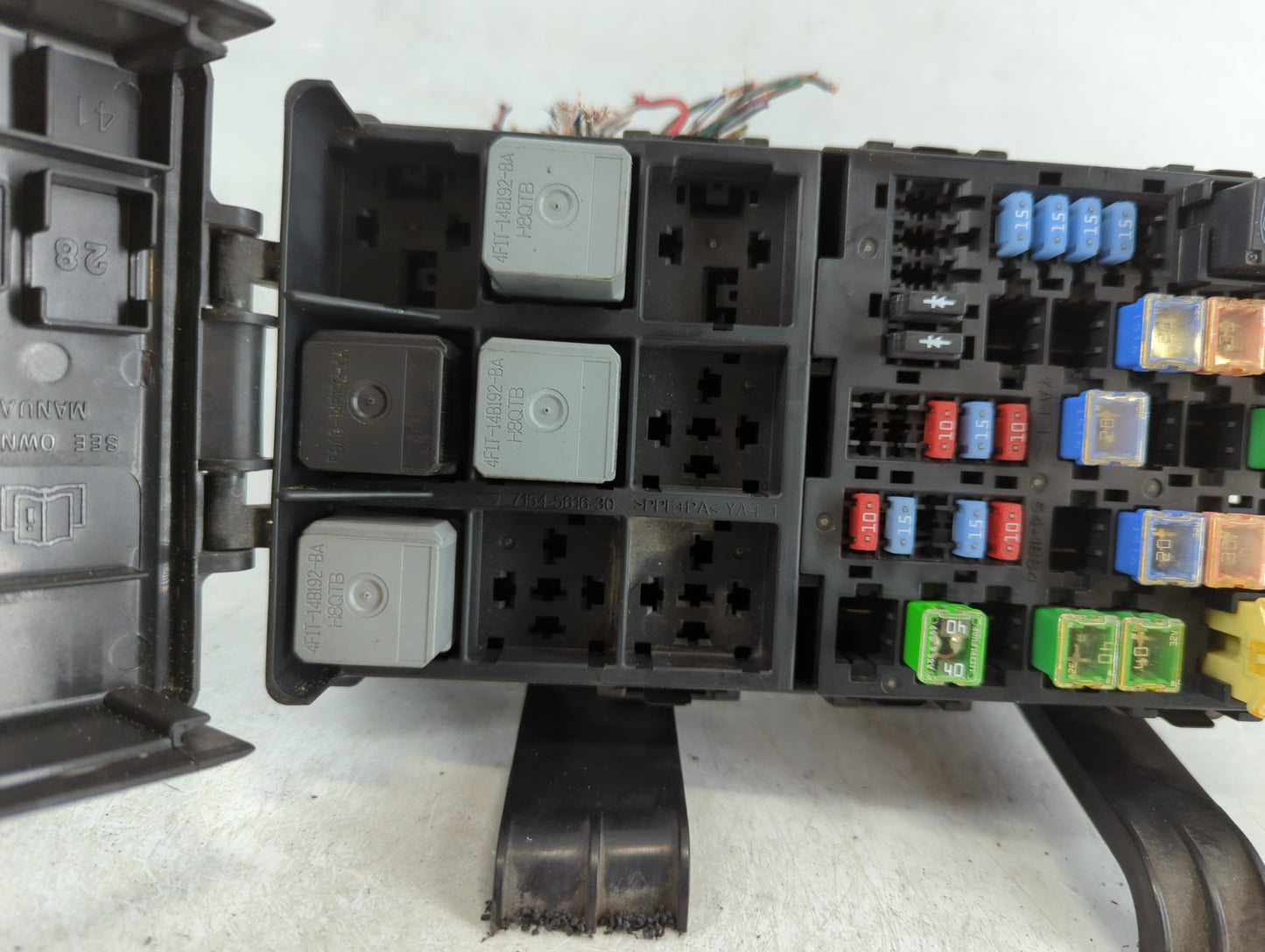 2006-2009 Ford Fusion Fusebox Fuse Box Panel Relay Module P/N:PP-T10 54-7146-30 Fits Fits 2006 2007 2008 2009 OEM Used Auto 