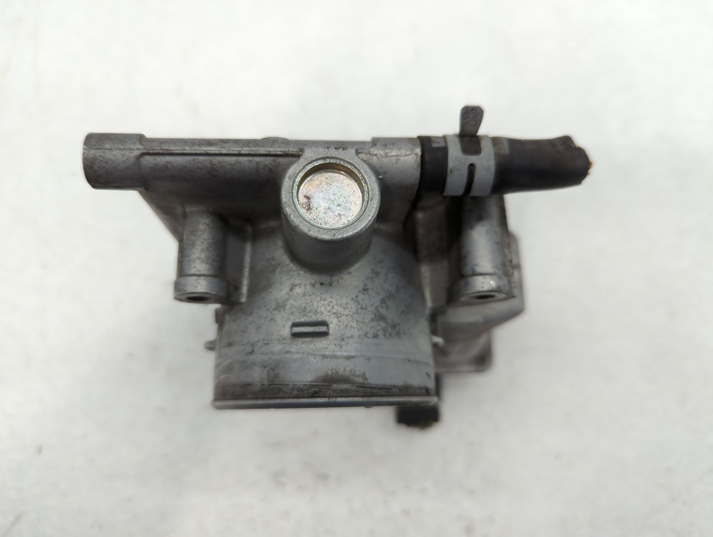 2006-2009 Ford Fusion Throttle Body P/N:P6T3N Fits Fits 2006 2007 2008 2009 OEM Used Auto Parts - Oemusedautoparts1.com