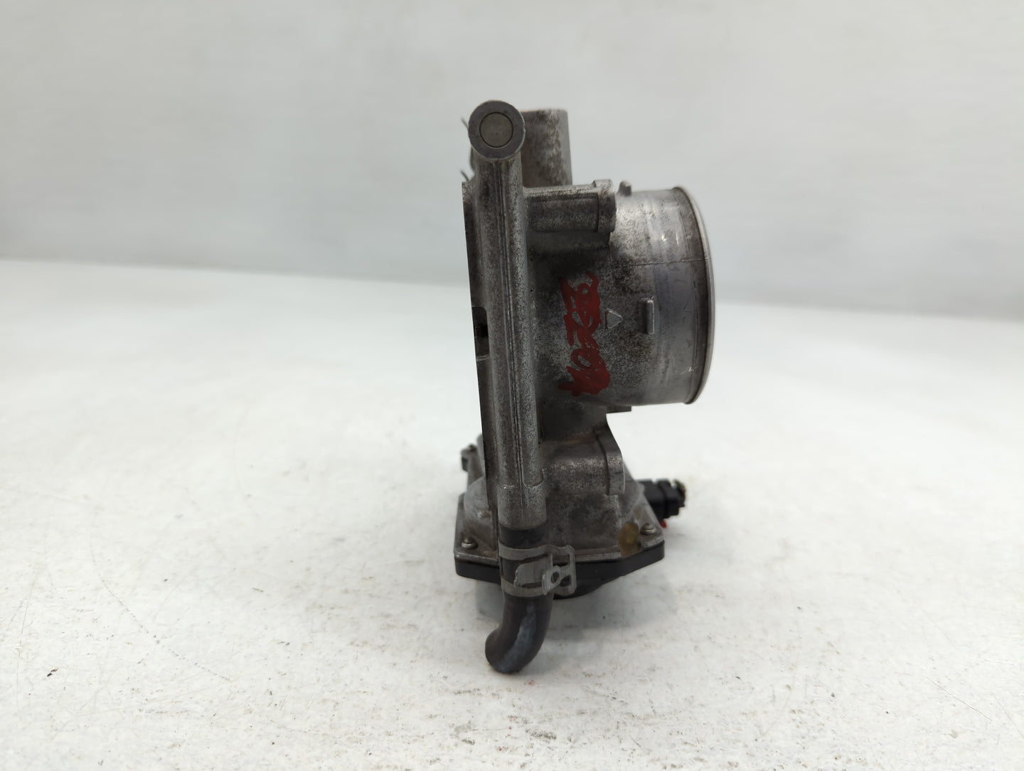 2006-2009 Ford Fusion Throttle Body P/N:P6T3N Fits Fits 2006 2007 2008 2009 OEM Used Auto Parts - Oemusedautoparts1.com