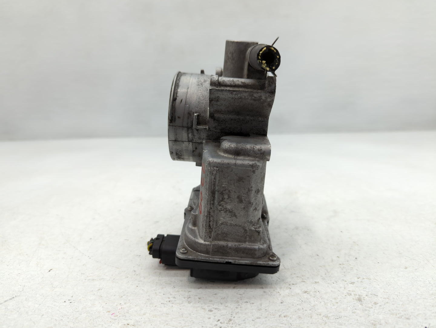 2006-2009 Ford Fusion Throttle Body P/N:P6T3N Fits Fits 2006 2007 2008 2009 OEM Used Auto Parts - Oemusedautoparts1.com