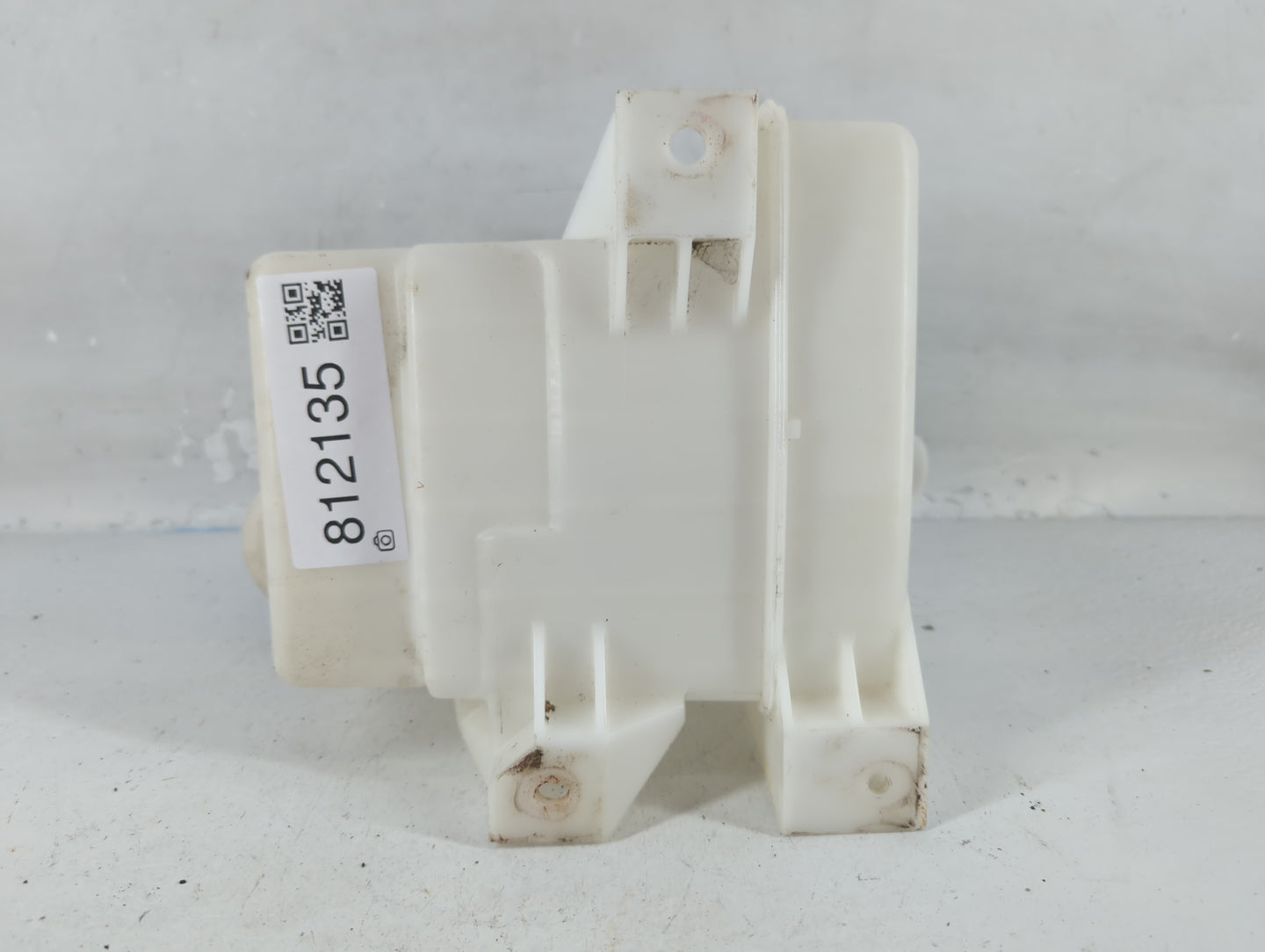 2006-2012 Ford Fusion Windshield Washer Fluid Reservoir Bottle Oem - Oemusedautoparts1.com