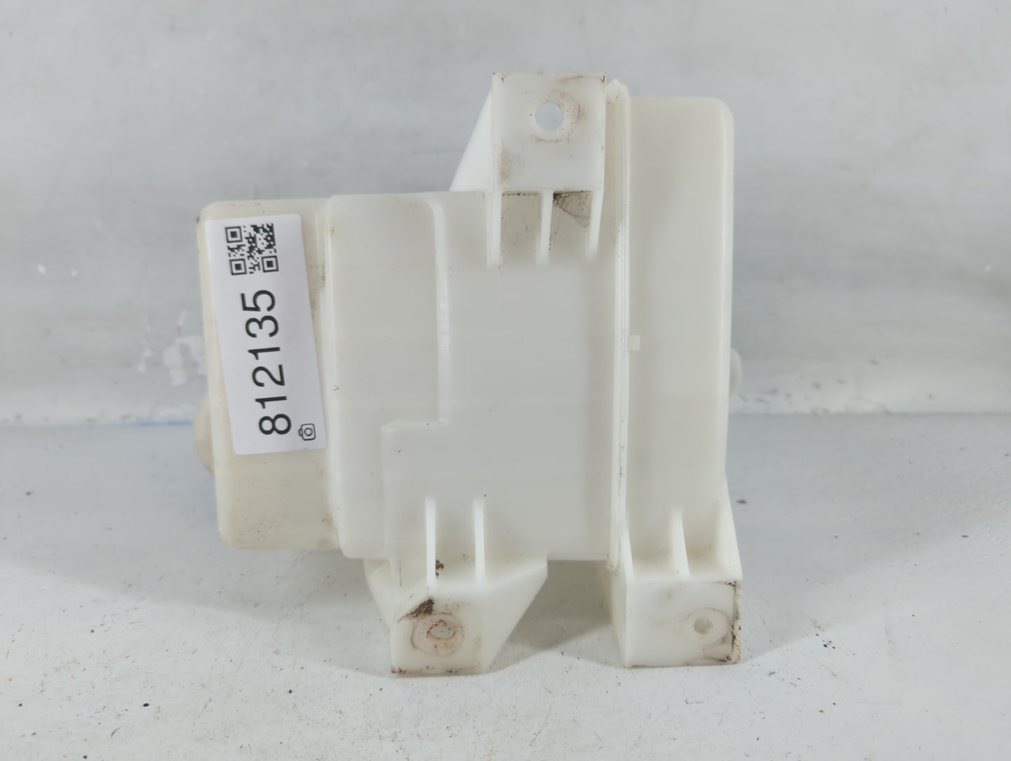 2006-2012 Ford Fusion Windshield Washer Fluid Reservoir Bottle Oem - Oemusedautoparts1.com