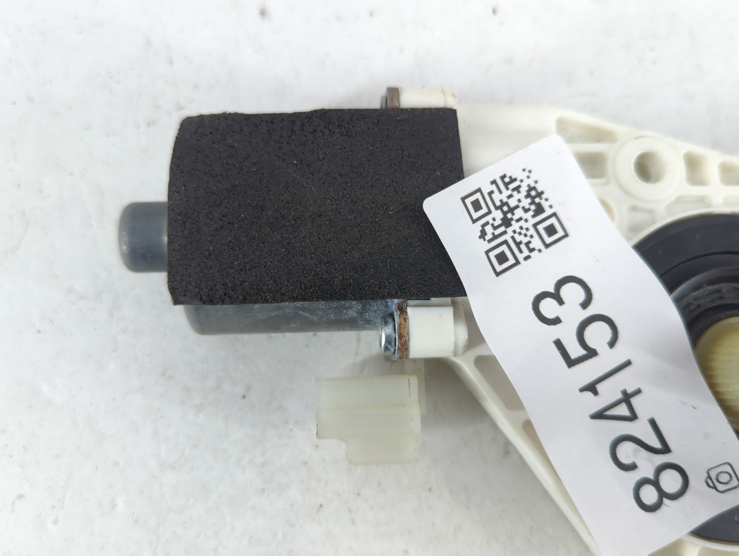 2006-2012 Ford Fusion Passenger Rear Right Power Window Motor - Oemusedautoparts1.com
