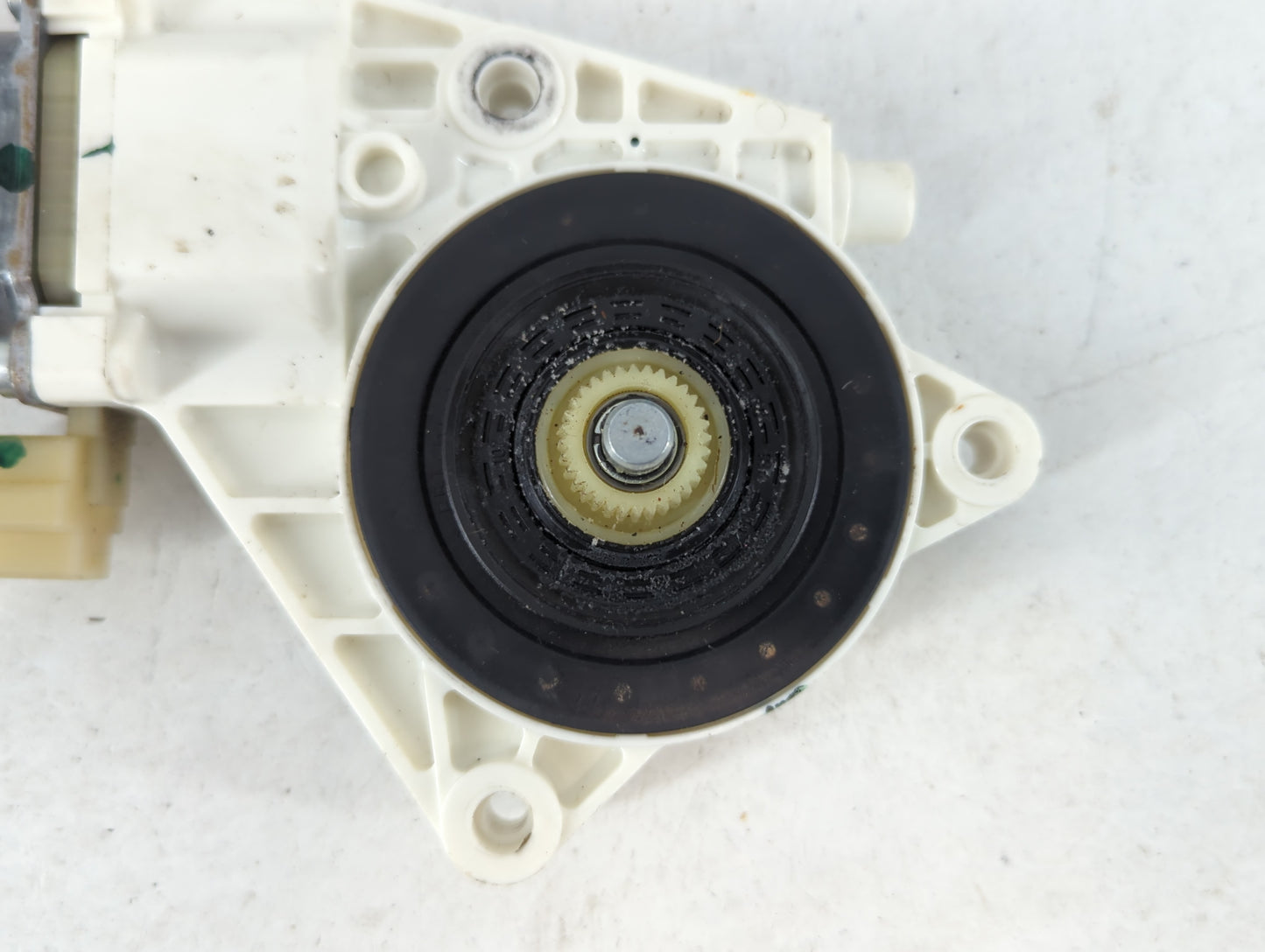 2006-2012 Ford Fusion Passenger Rear Right Power Window Motor - Oemusedautoparts1.com