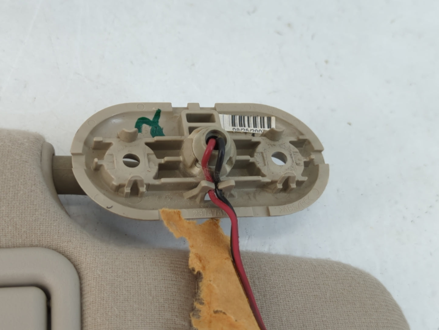 2006-2009 Ford Fusion Sun Visor Shade Replacement Driver Left Mirror Fits Fits 2006 2007 2008 2009 OEM Used Auto Parts - Oem