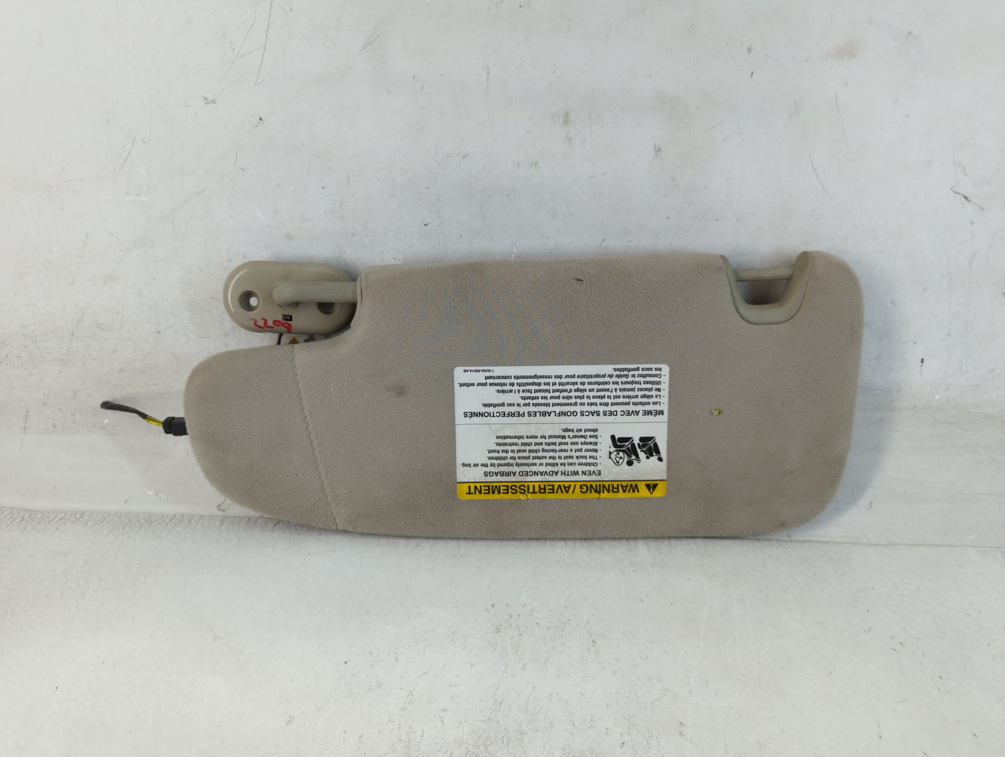 2006-2009 Ford Fusion Sun Visor Shade Replacement Driver Left Mirror Fits Fits 2006 2007 2008 2009 OEM Used Auto Parts - Oem