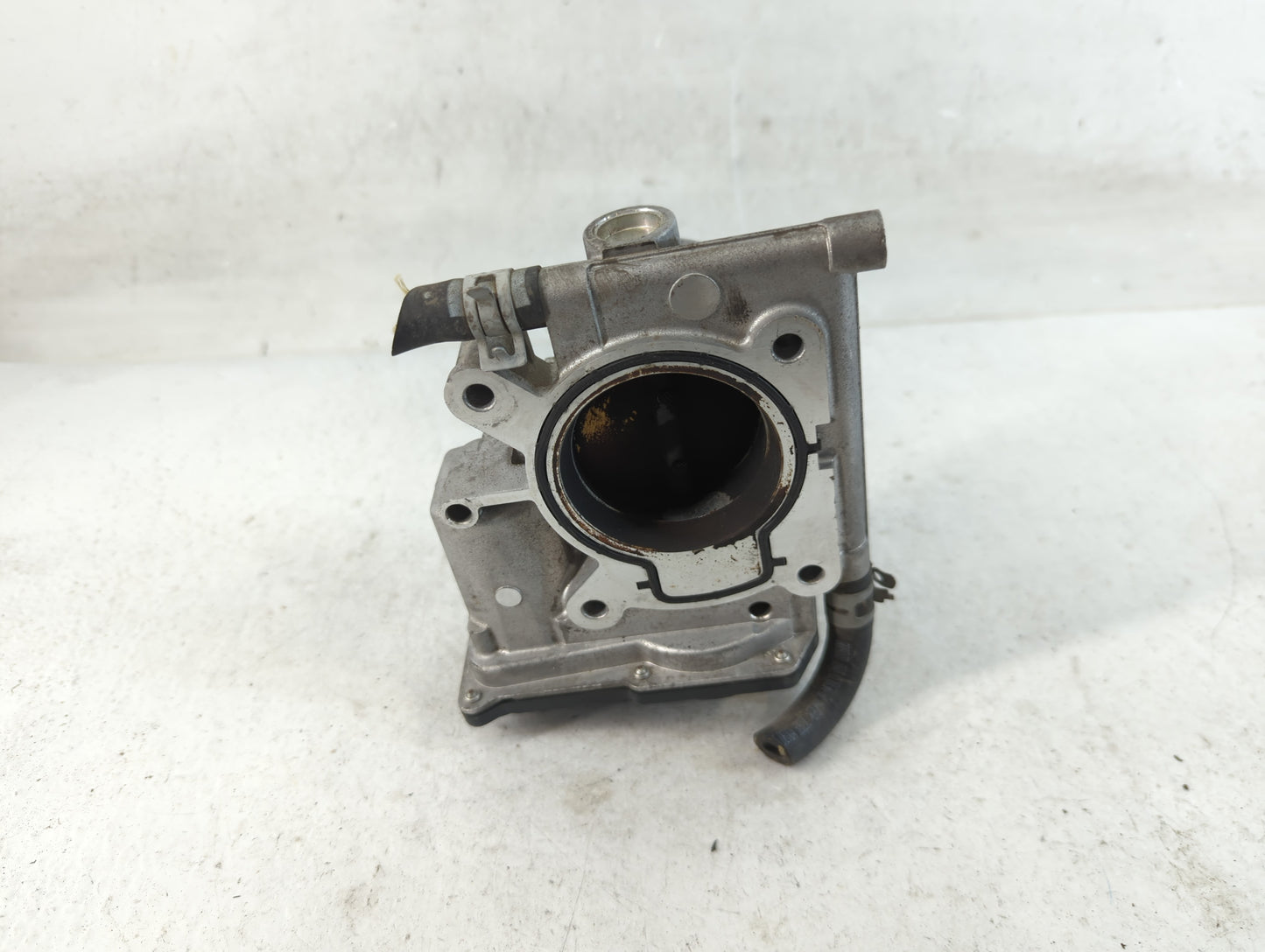 2006-2009 Ford Fusion Throttle Body P/N:6E5G-9F991 6E5G-A Fits Fits 2006 2007 2008 2009 OEM Used Auto Parts - Oemusedautopar