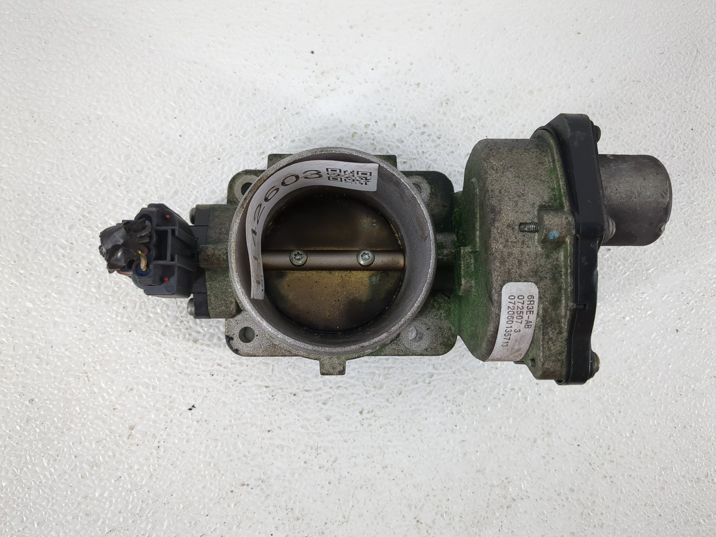 2006-2010 Ford Mustang Throttle Body P/N:6R3E-AB 9W7E-CA Fits OEM Used Auto Parts - Oemusedautoparts1.com