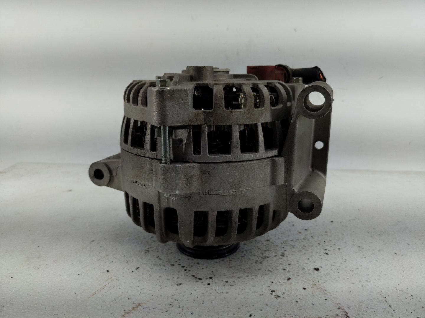 2005-2008 Ford Mustang Alternator Replacement Generator Charging Assembly Engine OEM Fits Fits 2005 2006 2007 2008 OEM Used 