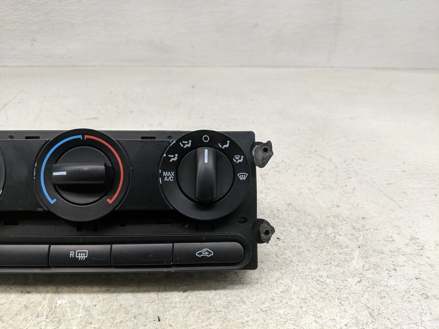 2005-2009 Ford Mustang Climate Control Module Temperature AC/Heater Replacement Fits Fits 2005 2006 2007 2008 2009 OEM Used 