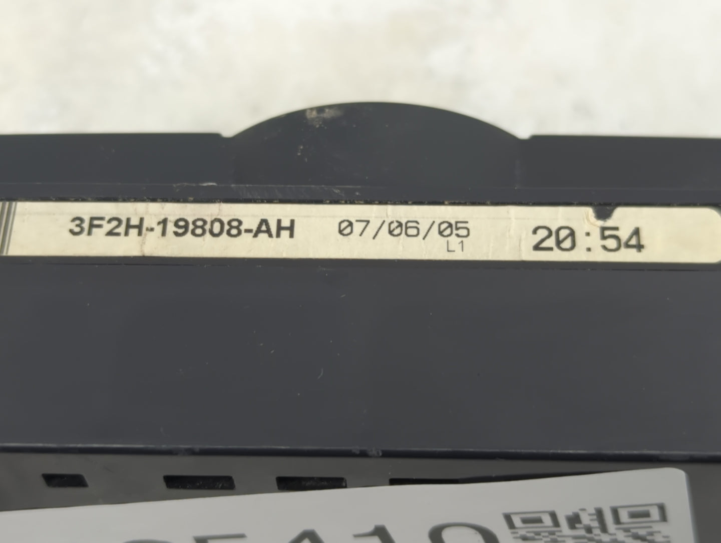 2005-2009 Ford Mustang Climate Control Module Temperature AC/Heater Replacement P/N:3F2H-19808-AH Fits OEM Used Auto Parts -