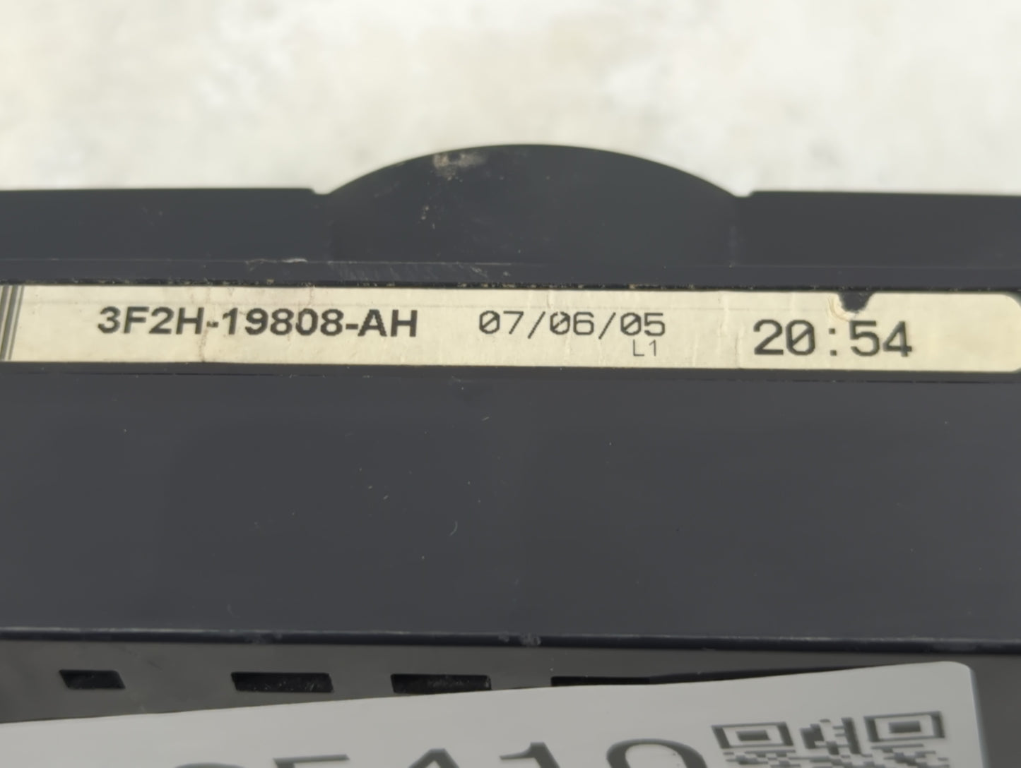 2005-2009 Ford Mustang Climate Control Module Temperature AC/Heater Replacement P/N:3F2H-19808-AH Fits OEM Used Auto Parts -