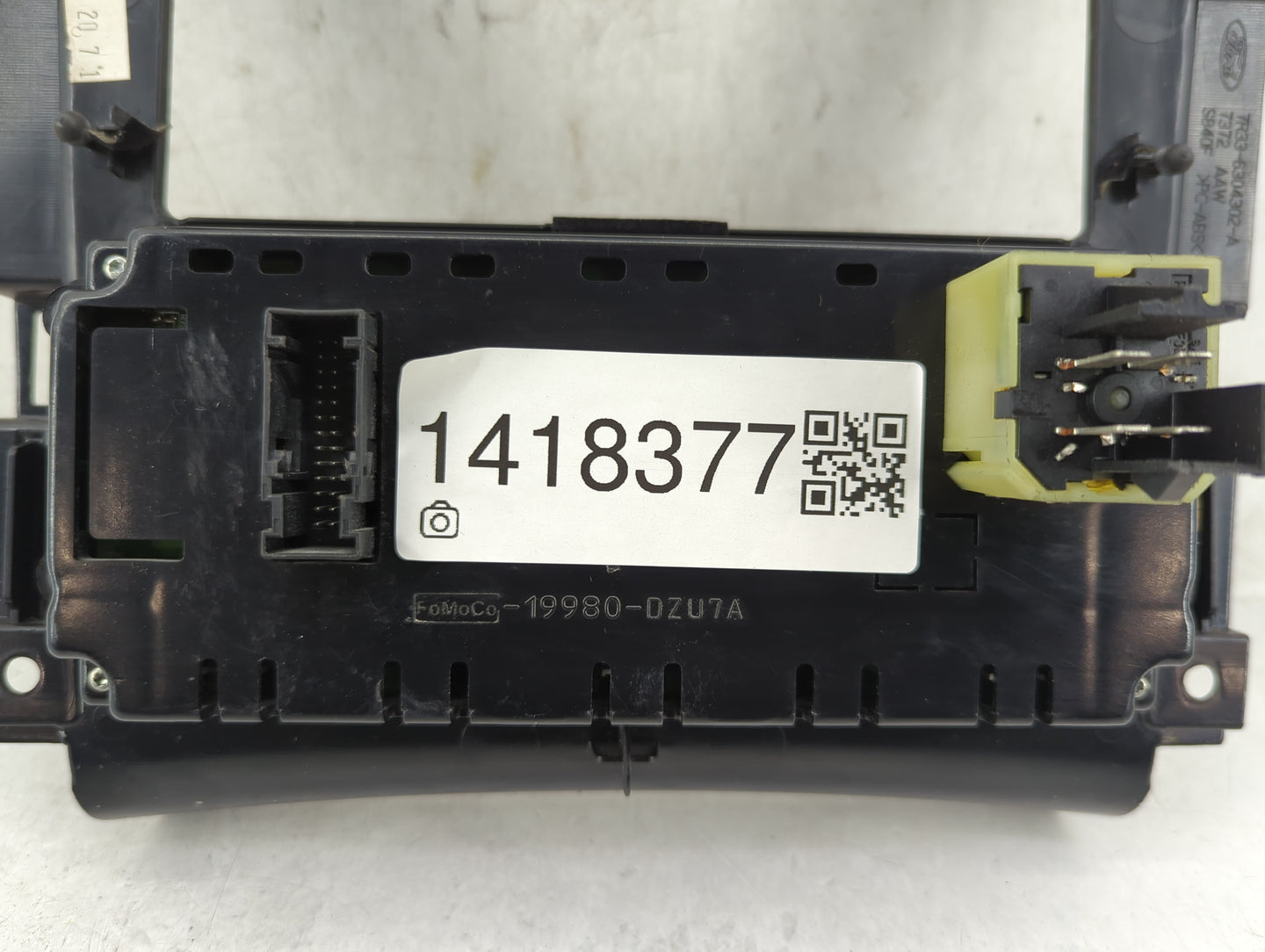 2005-2009 Ford Mustang Climate Control Module Temperature AC/Heater Replacement P/N:19980-DZU7A Fits Fits 2005 2006 2007 200