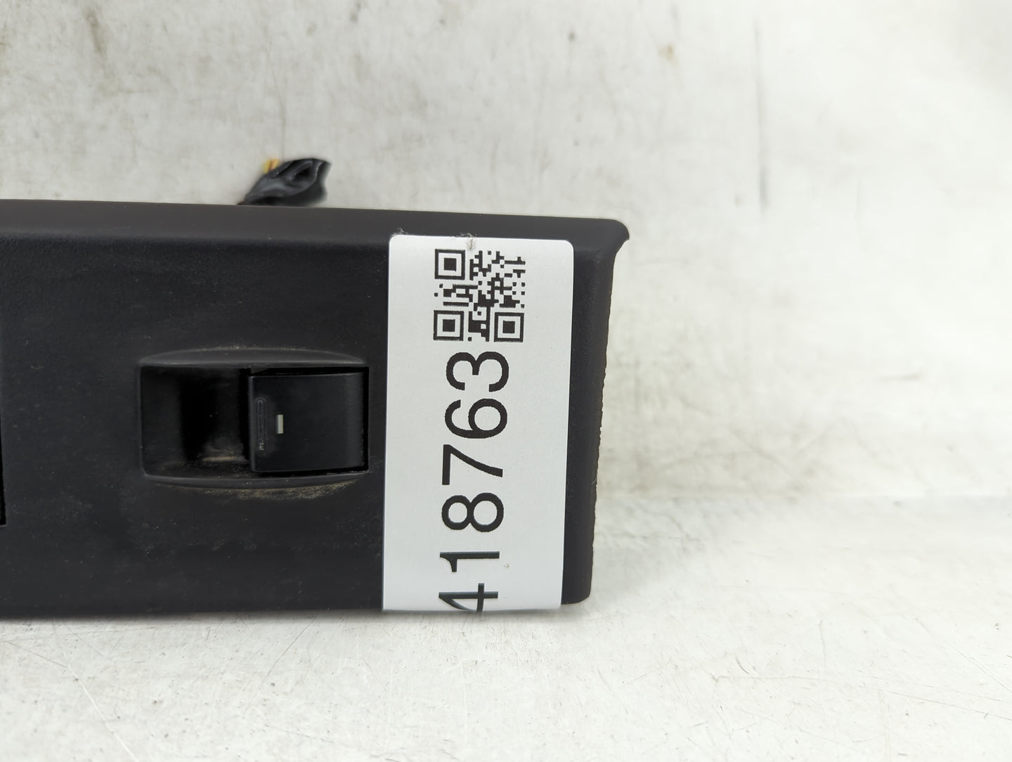 2005-2009 Ford Mustang Master Power Window Switch Replacement Driver Side Left Fits Fits 2005 2006 2007 2008 2009 OEM Used A