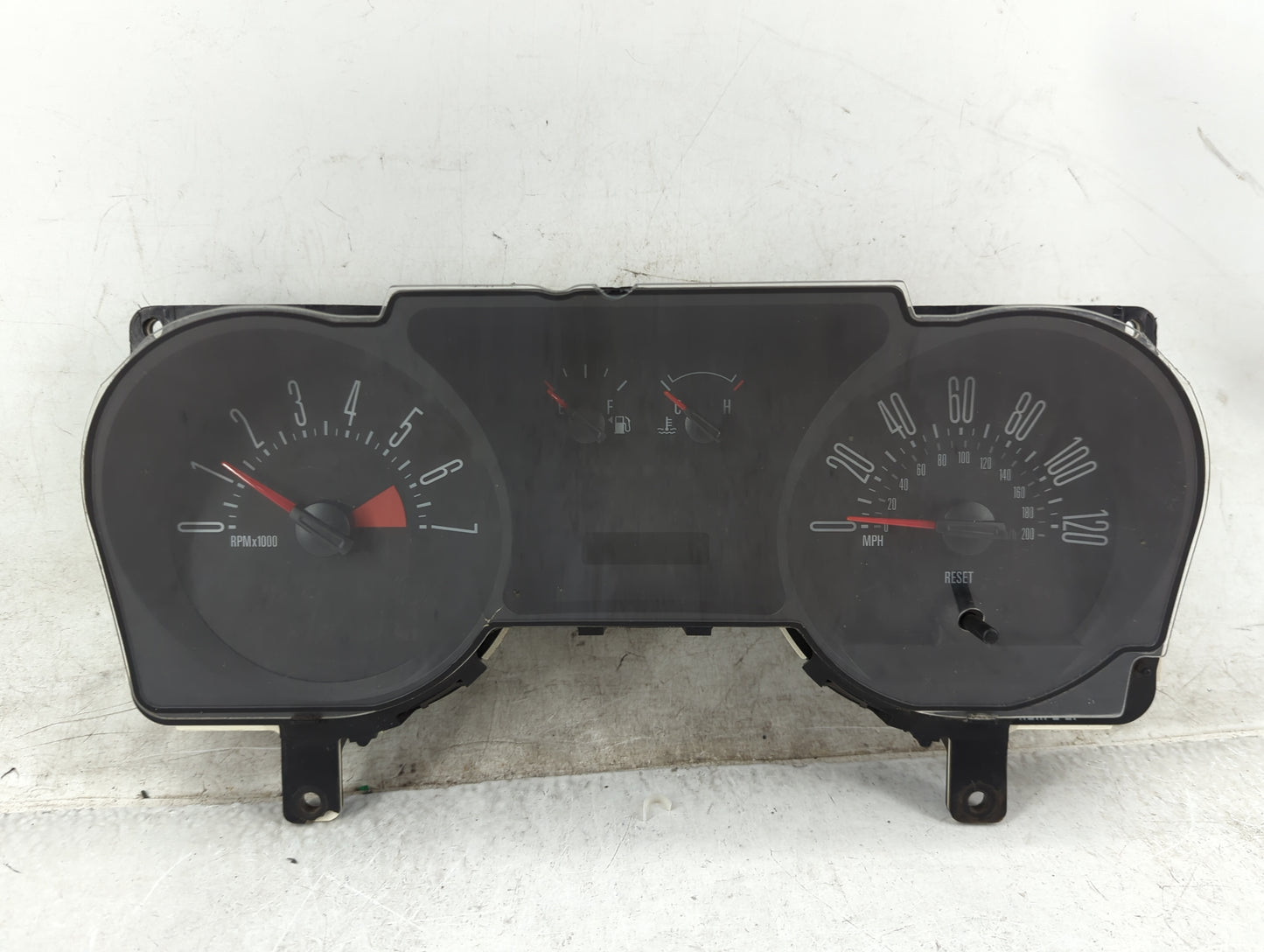 2007-2009 Ford Mustang Instrument Cluster Speedometer Gauges P/N:7R33-10849-AC 28066533, 12248282 Fits Fits 2007 2008 2009 O
