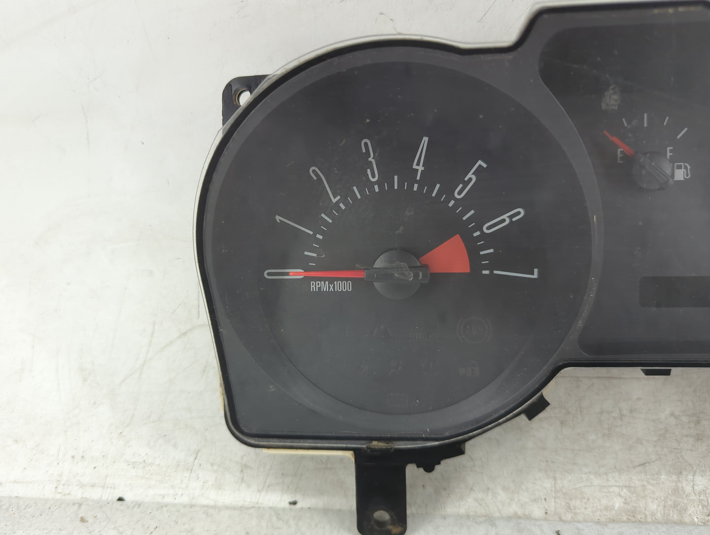 2007-2009 Ford Mustang Instrument Cluster Speedometer Gauges P/N:7R33-10849-AC 6110348 Fits Fits 2007 2008 2009 OEM Used Aut