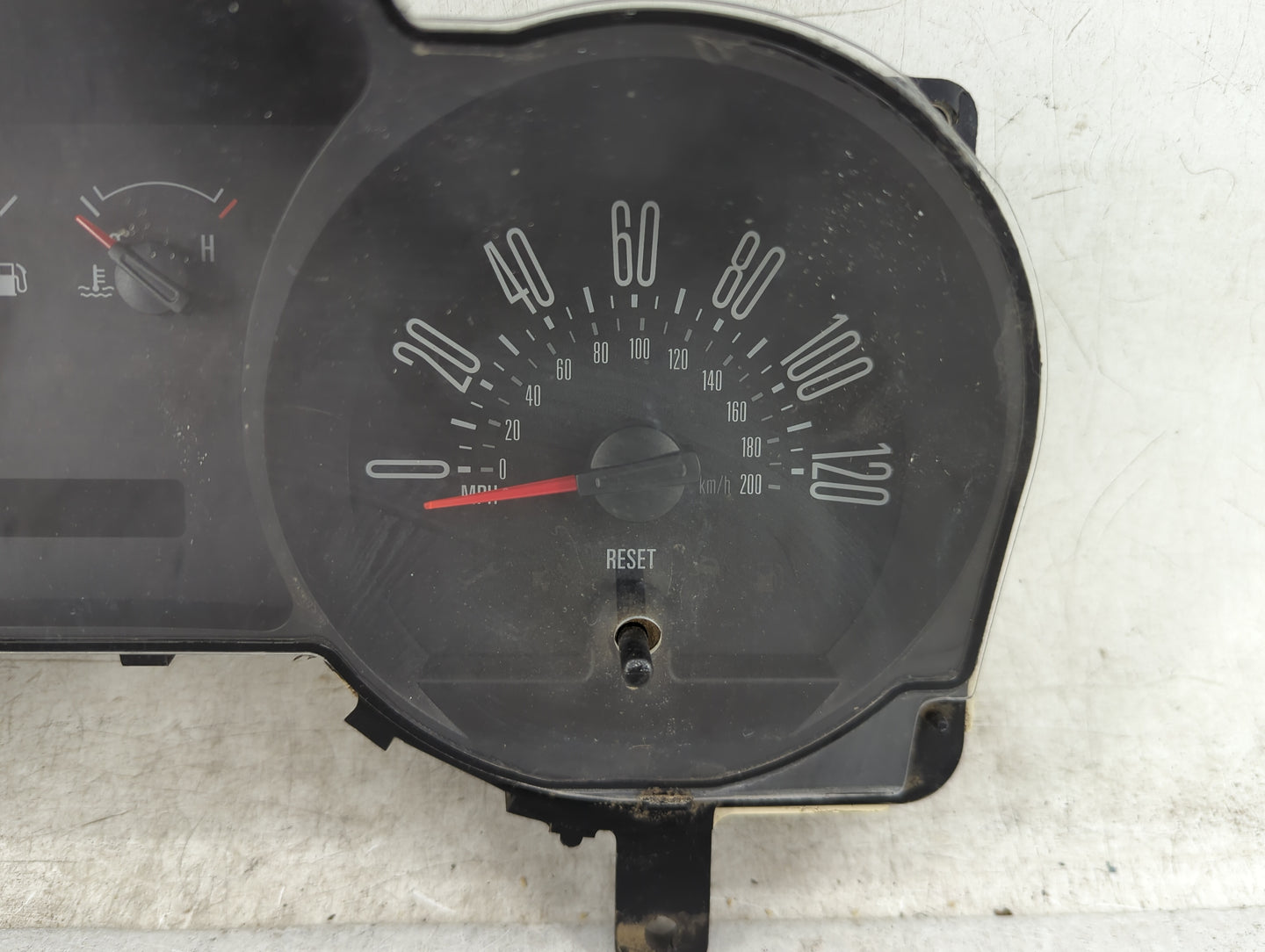 2007-2009 Ford Mustang Instrument Cluster Speedometer Gauges P/N:7R33-10849-AC 6110348 Fits Fits 2007 2008 2009 OEM Used Aut