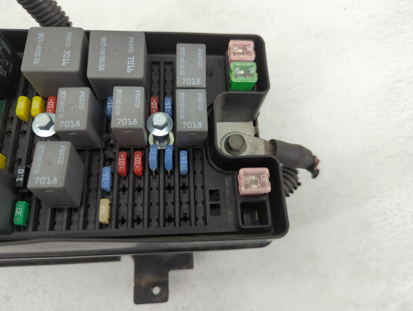 2007-2008 Ford Mustang Fusebox Fuse Box Panel Relay Module P/N:8R3T14K001BAC 13650236 Fits Fits 2007 2008 OEM Used Auto Part