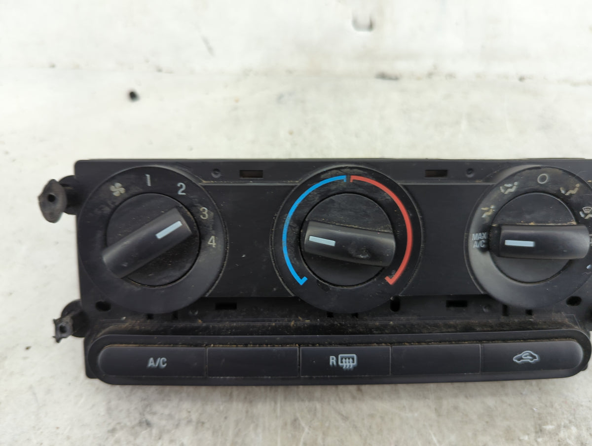 2005-2009 Ford Mustang Climate Control Module Temperature AC/Heater Replacement P/N:7R33-19980-BD Fits OEM Used Auto Parts -