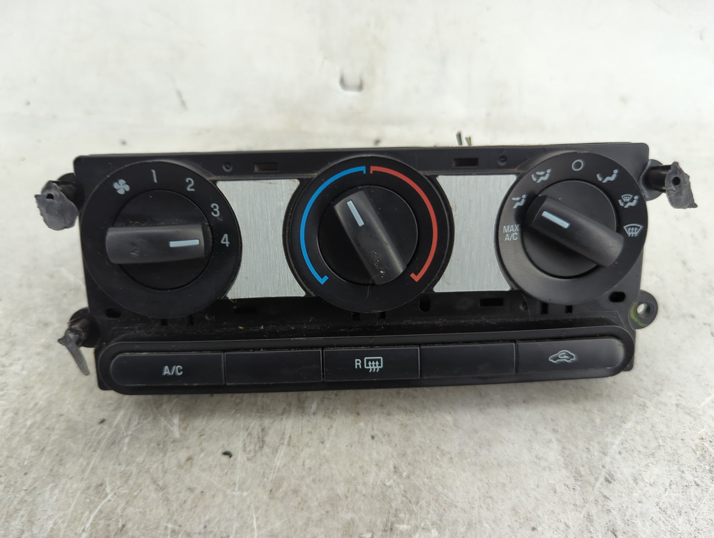 2005-2009 Ford Mustang Climate Control Module Temperature AC/Heater Replacement P/N:7L2Z-08G64-A Fits OEM Used Auto Parts - 