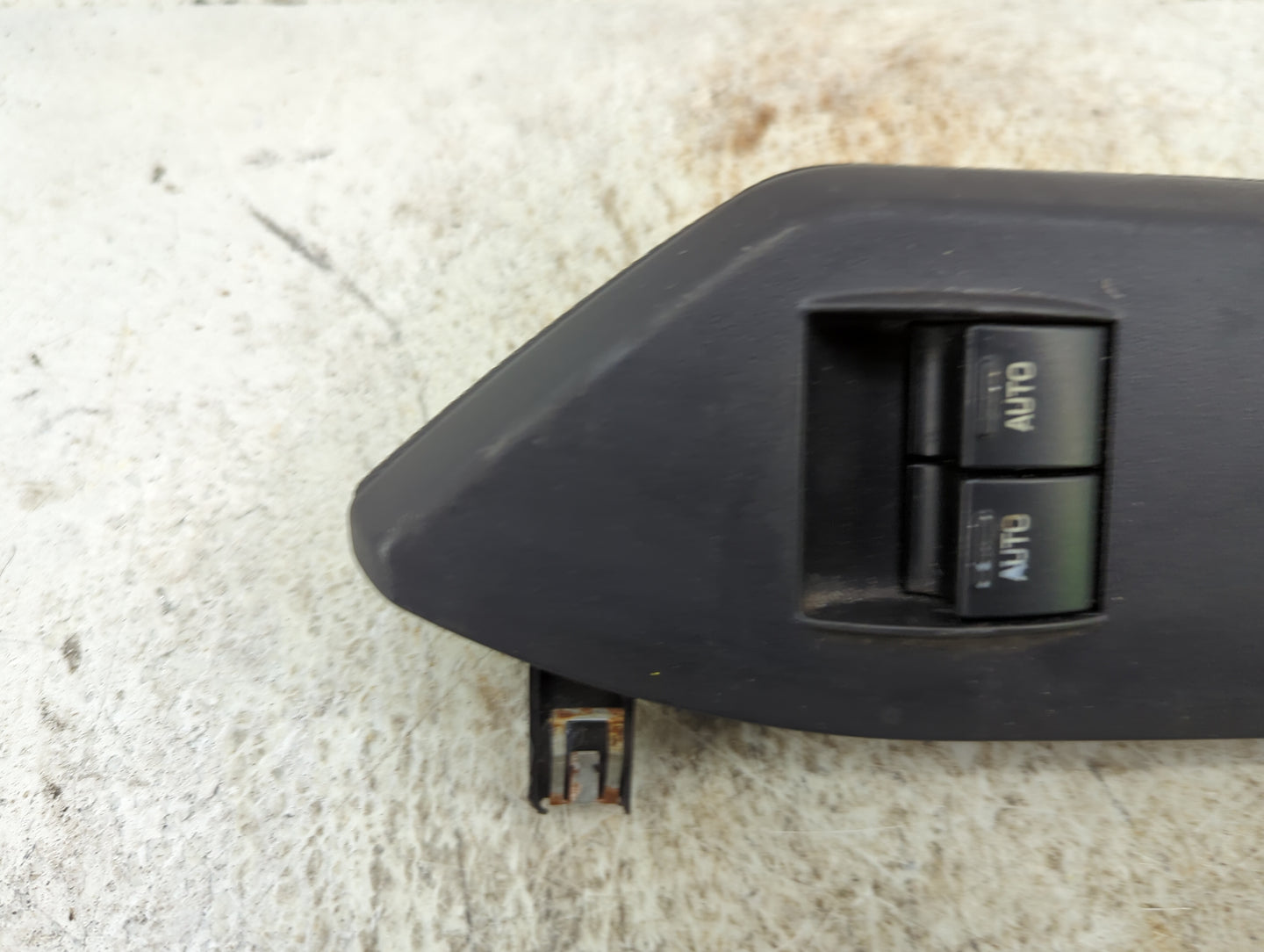 2005-2009 Ford Mustang Passenger Right Power Window Switch 1493941 - Oemusedautoparts1.com