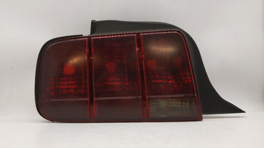 2005-2009 Ford Mustang Tail Light Assembly Driver Left OEM P/N:8R33-13B505-AB Fits Fits 2005 2006 2007 2008 2009 OEM Used Au