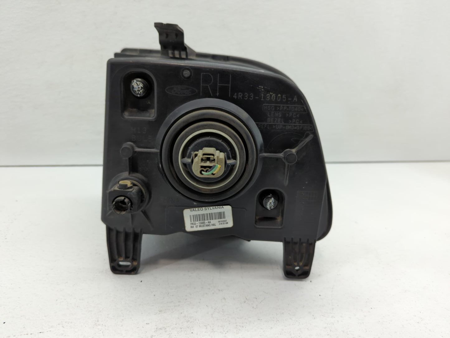 2007-2009 Ford Mustang Passenger Right Oem Head Light Headlight Lamp - Oemusedautoparts1.com