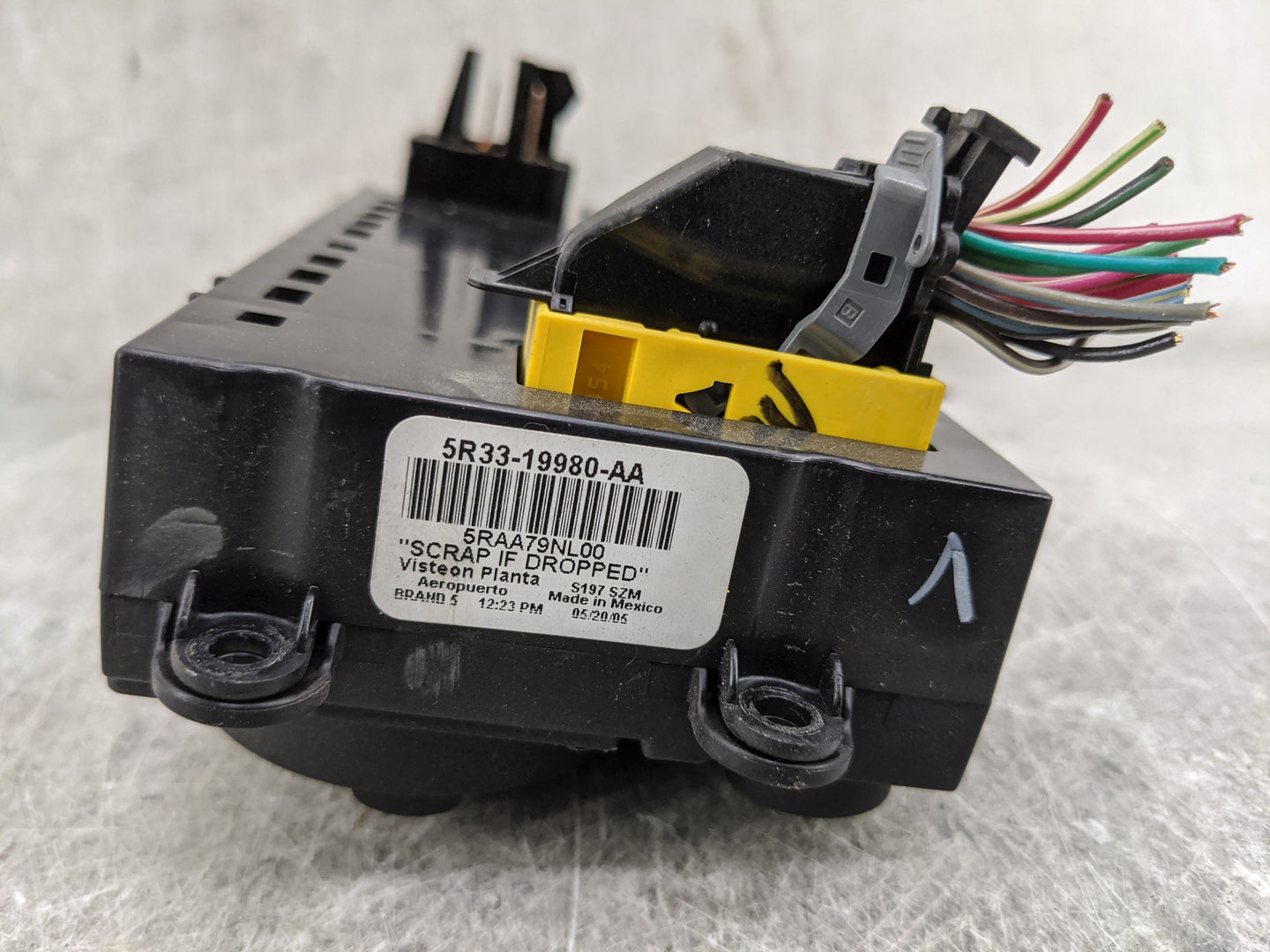 2005-2009 Ford Mustang Climate Control Module Temperature AC/Heater Replacement P/N:3F2H-19808-AH 5R33-19980-AA Fits OEM Use