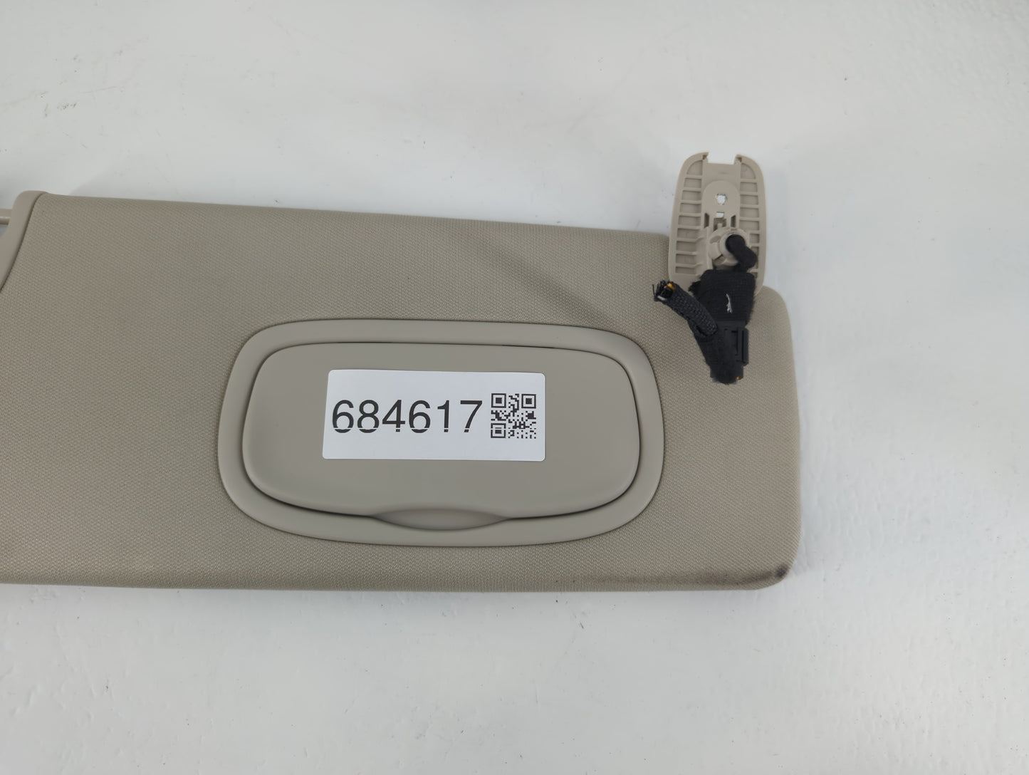 2005-2010 Ford Mustang Sun Visor Shade Replacement Passenger Right Mirror Fits Fits 2005 2006 2007 2008 2009 2010 OEM Used A