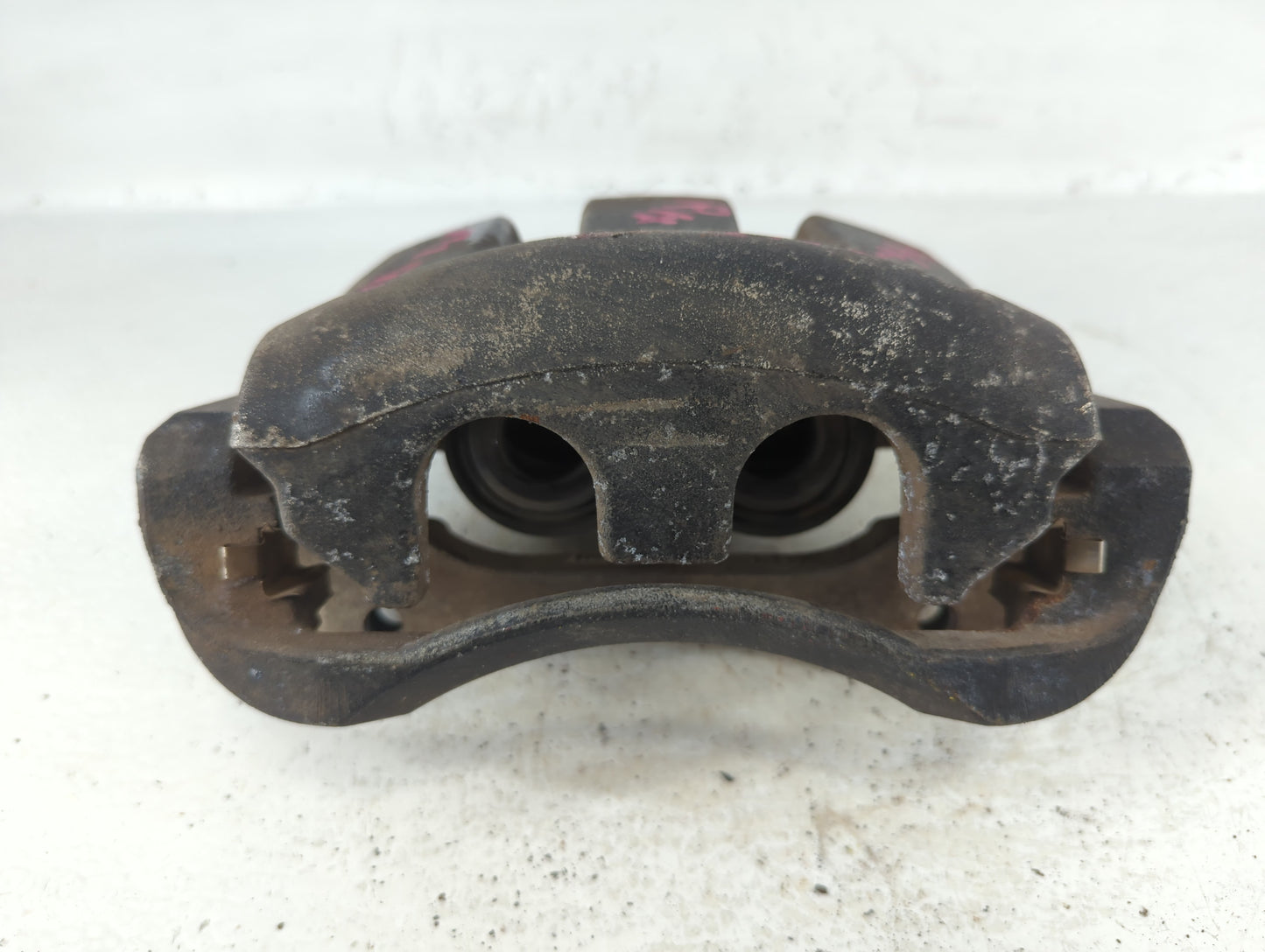 2007-2010 Ford Mustang Front Passenger Right Brake Caliper - Oemusedautoparts1.com