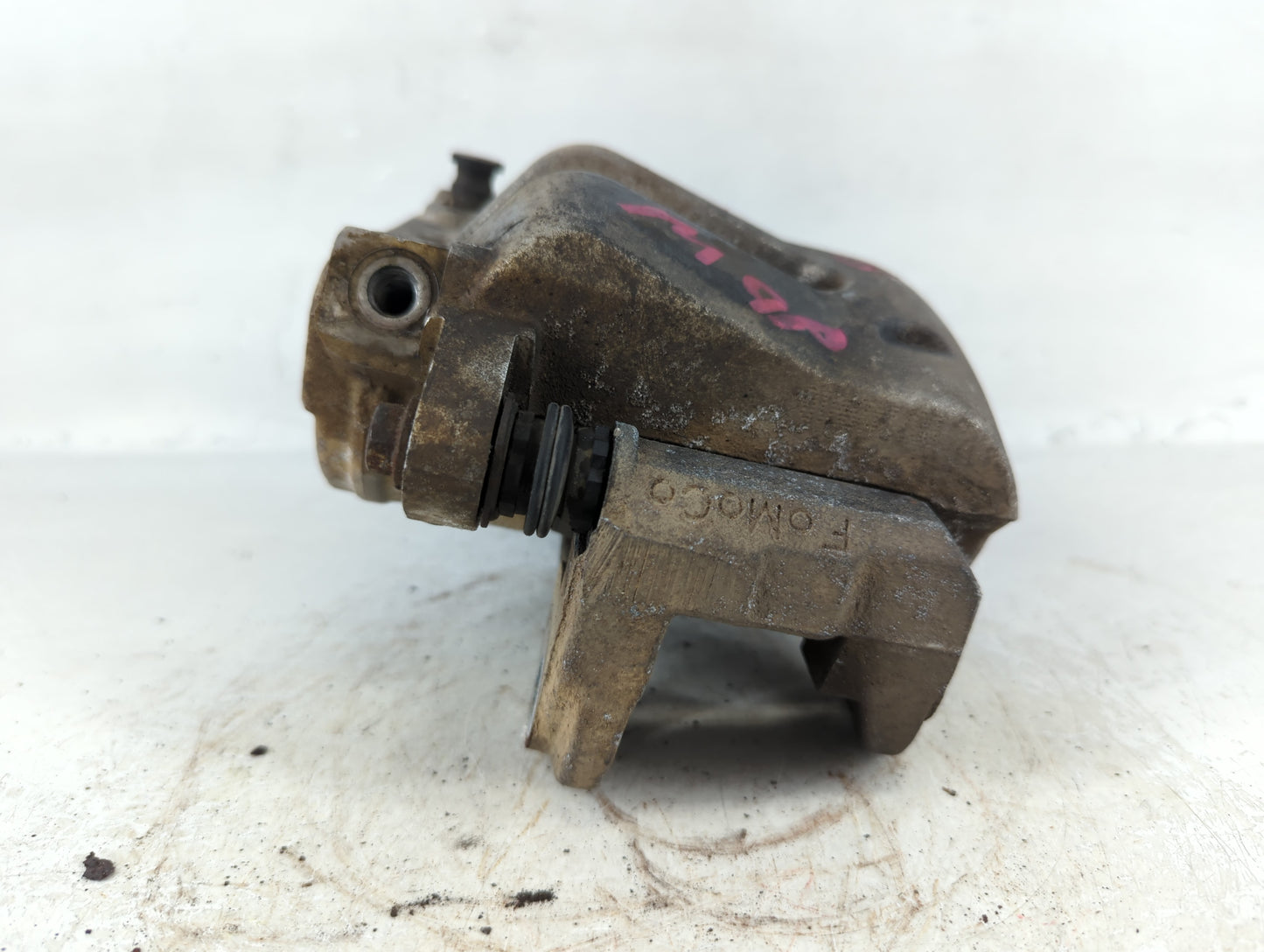 2007-2010 Ford Mustang Front Passenger Right Brake Caliper - Oemusedautoparts1.com