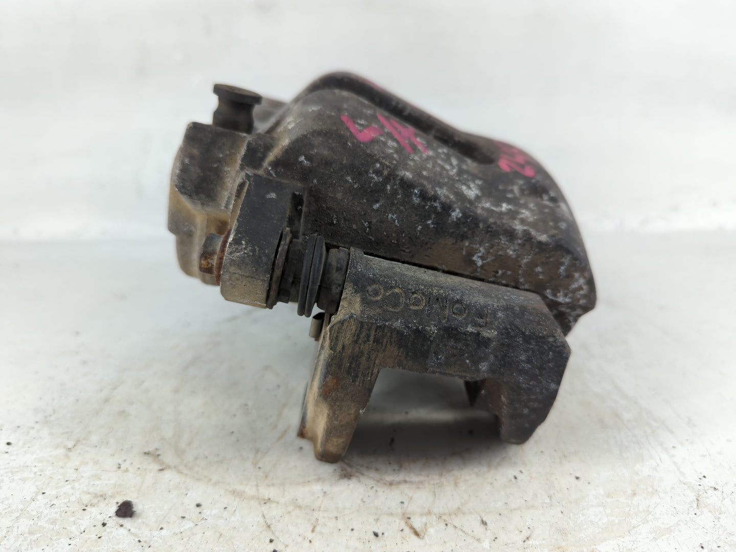 2007-2010 Ford Mustang Front Driver Left Brake Caliper 700824 - Oemusedautoparts1.com