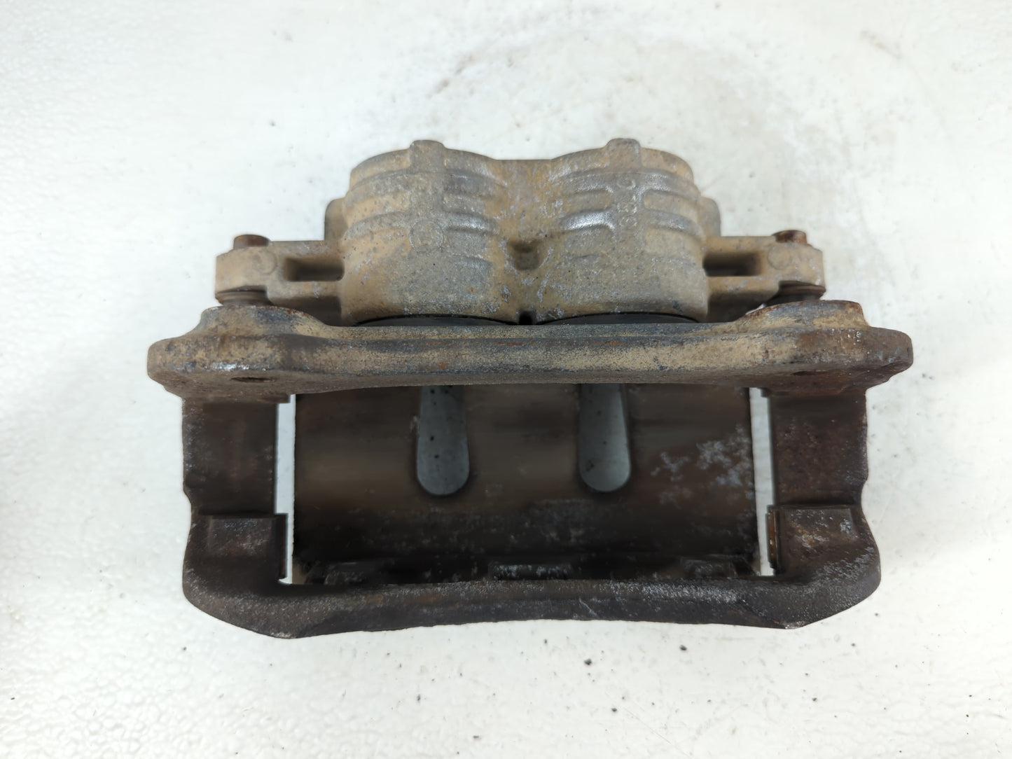 2007-2010 Ford Mustang Front Driver Left Brake Caliper 700824 - Oemusedautoparts1.com