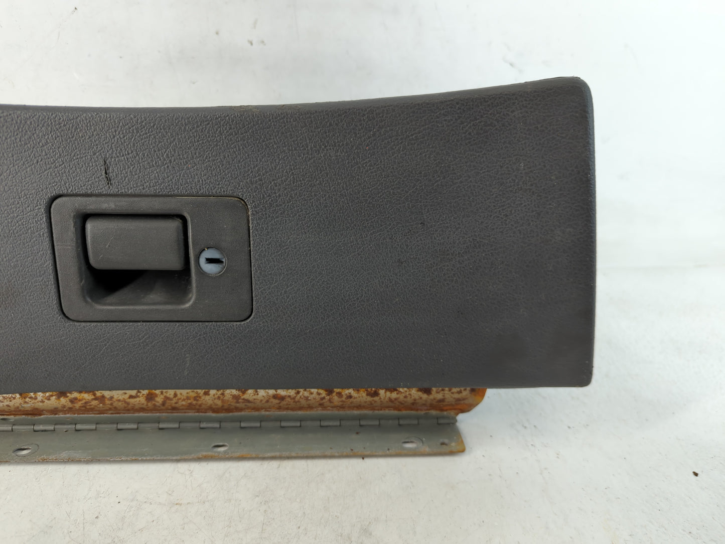 2008 Ford Mustang Passenger Glove Box Door Storage Compartment Black - Oemusedautoparts1.com