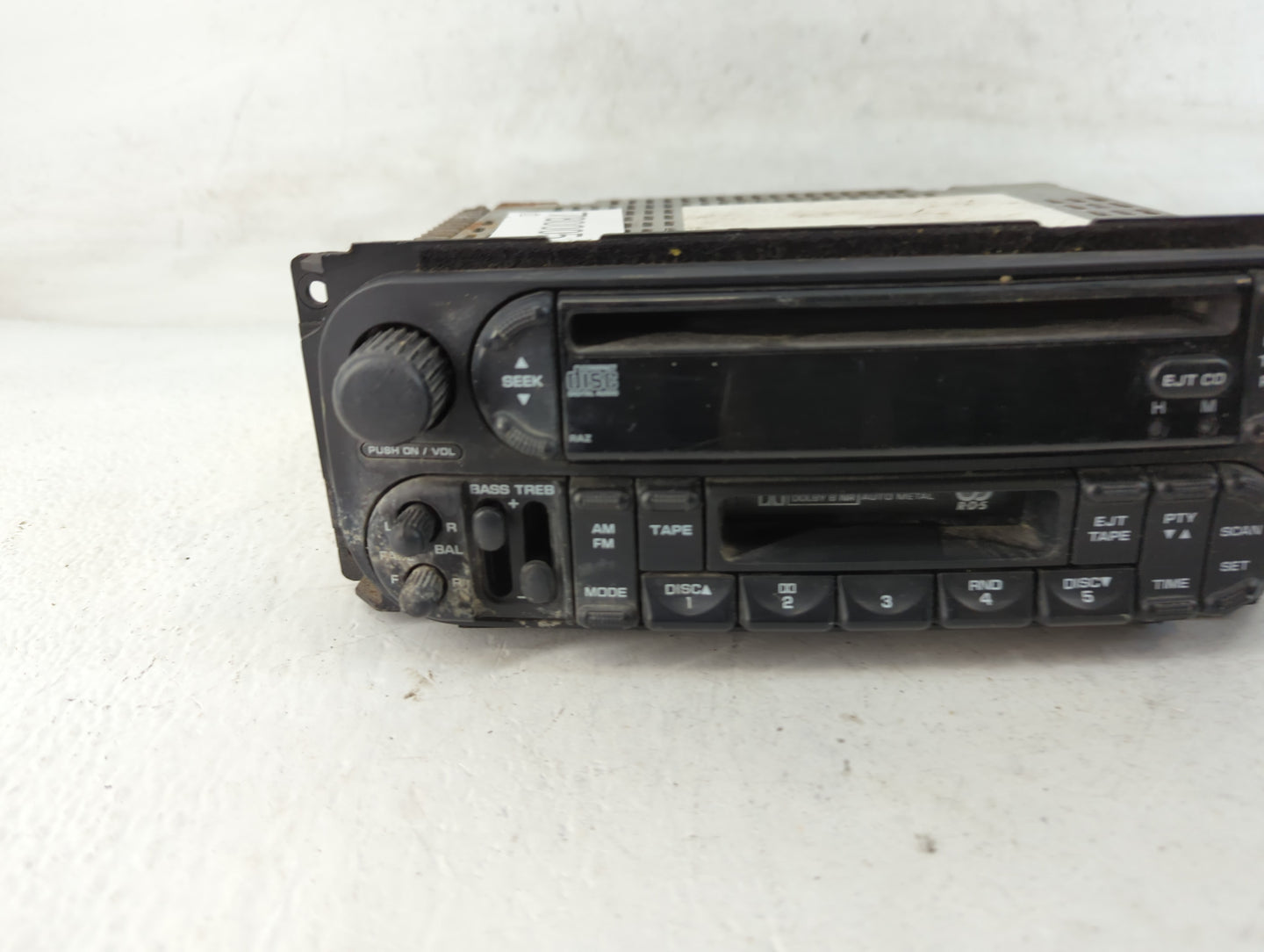 2008-2009 Ford Mustang Radio AM FM Cd Player Receiver Replacement Fits Fits 2008 2009 2010 OEM Used Auto Parts - Oemusedauto