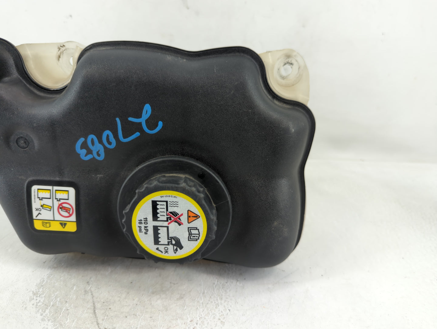 2005-2010 Ford Mustang Radiator Coolant Overflow Expansion Tank Bottle 792600 - Oemusedautoparts1.com