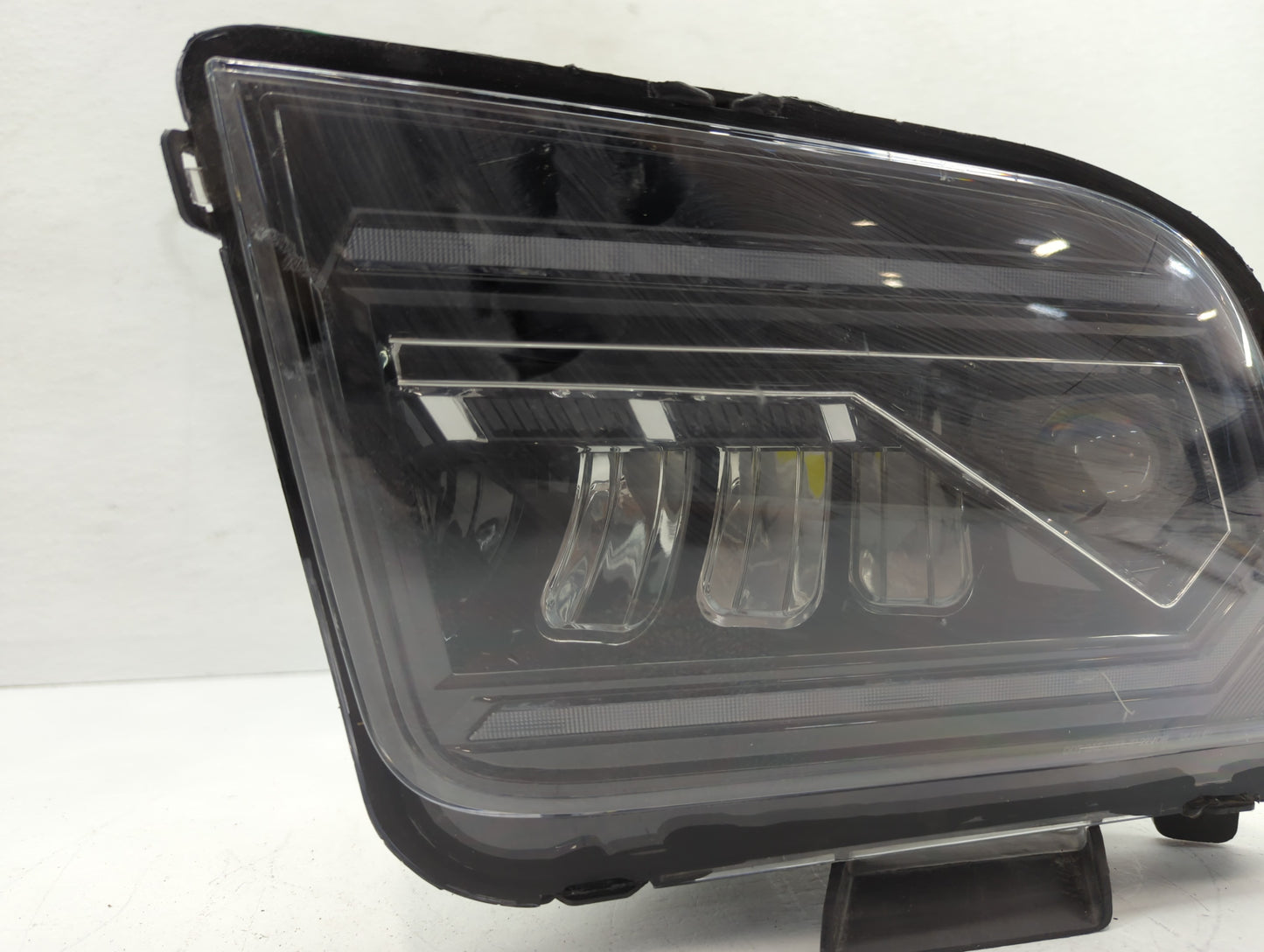 2008-2009 Ford Mustang Passenger Right Oem Head Light Headlight Lamp - Oemusedautoparts1.com