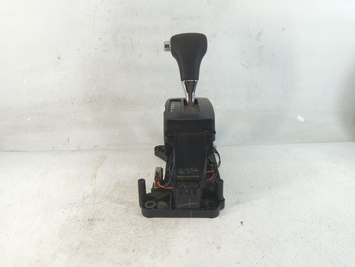 2008 Ford Mustang FLOOR SHIFTER - Oemusedautoparts1.com