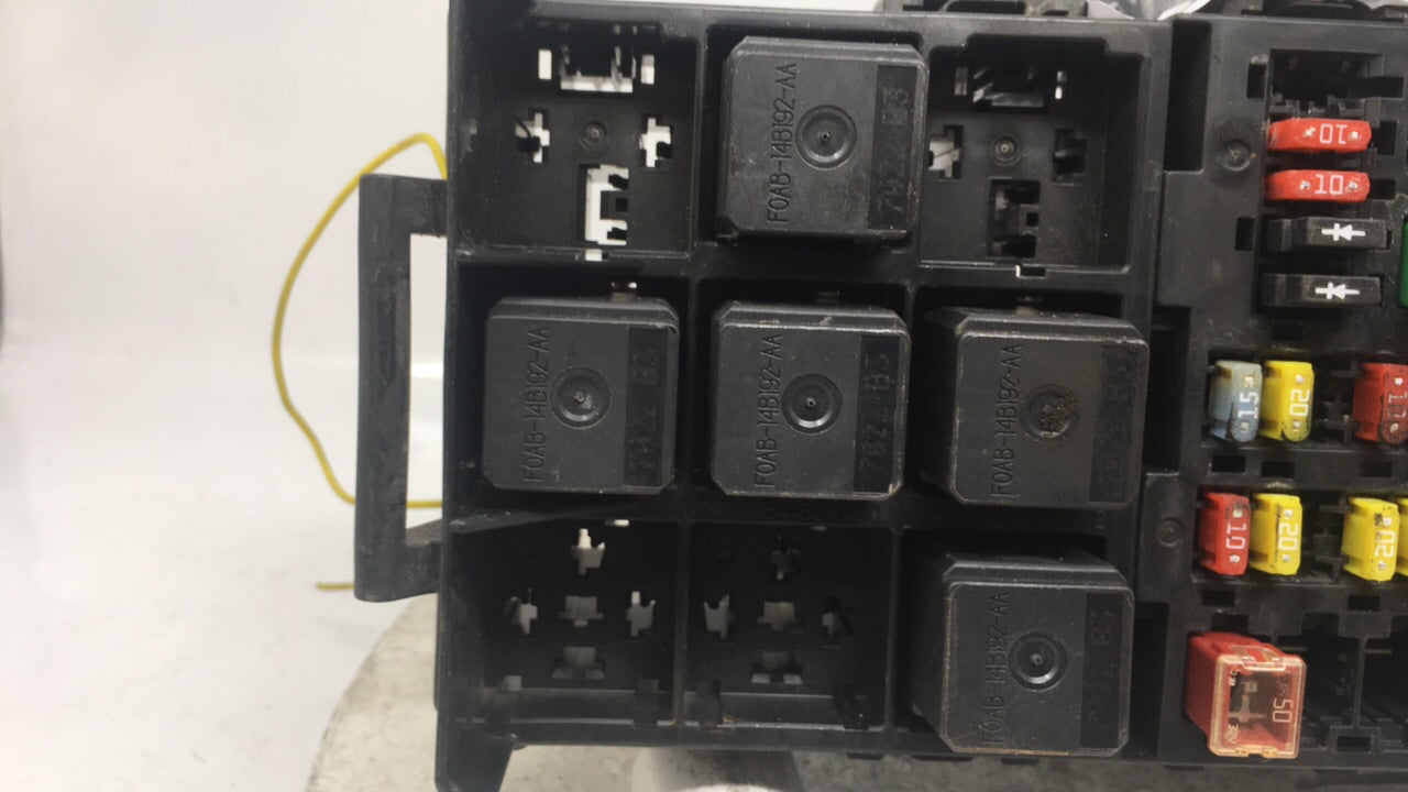 2008 Ford Sable Fusebox Fuse Box Panel Relay Module P/N:8G1T-14A003-A0 Fits Fits 2009 OEM Used Auto Parts - Oemusedautoparts