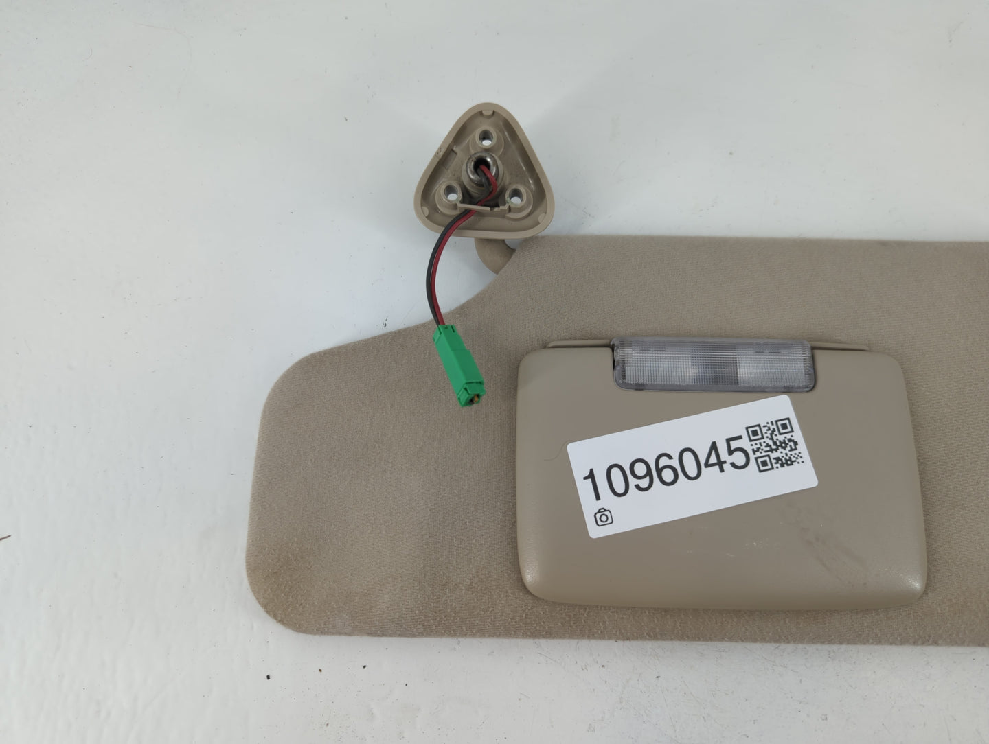 2008-2009 Ford Taurus Sun Visor Shade Replacement Driver Left Mirror Fits Fits 2008 2009 OEM Used Auto Parts - Oemusedautopa