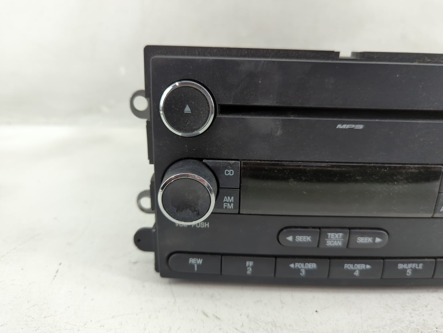 2008-2009 Ford Taurus Radio AM FM Cd Player Receiver Replacement P/N:8G1T-18C869-BA Fits Fits 2008 2009 OEM Used Auto Parts 