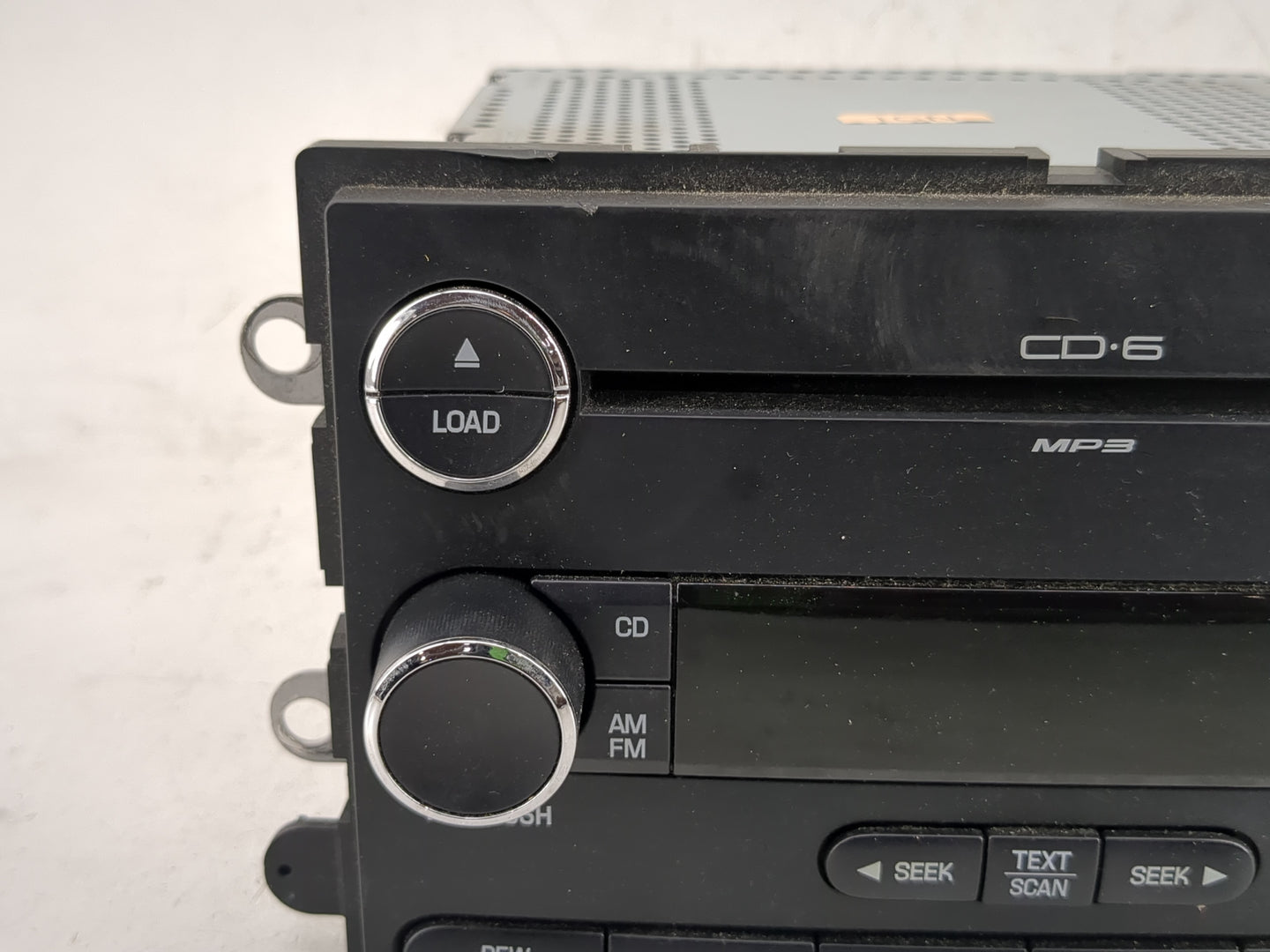 2008-2009 Ford Taurus Radio AM FM Cd Player Receiver Replacement P/N:8G1T-18C815-GB Fits Fits 2008 2009 OEM Used Auto Parts 